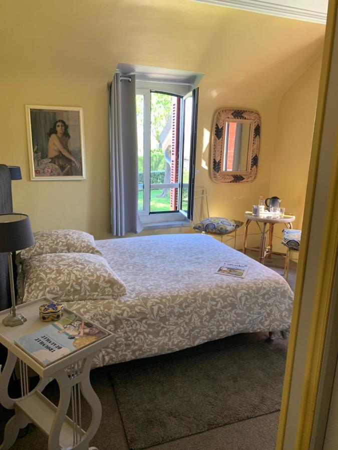 La Villa Des Rosiers Cricqueboeuf Luaran gambar