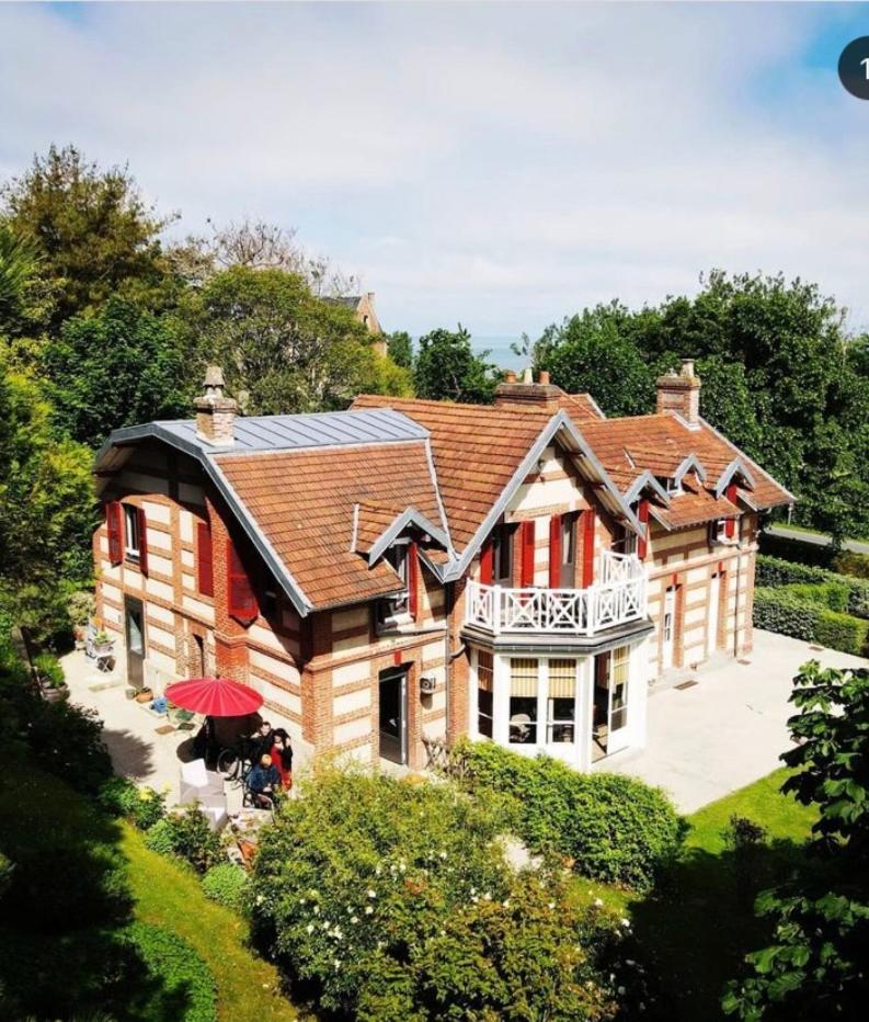 La Villa Des Rosiers Cricqueboeuf Luaran gambar